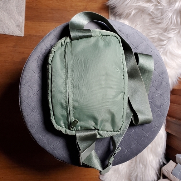 GAIAM Sage Green Sidekick Waist Pack - Picture 5 of 10